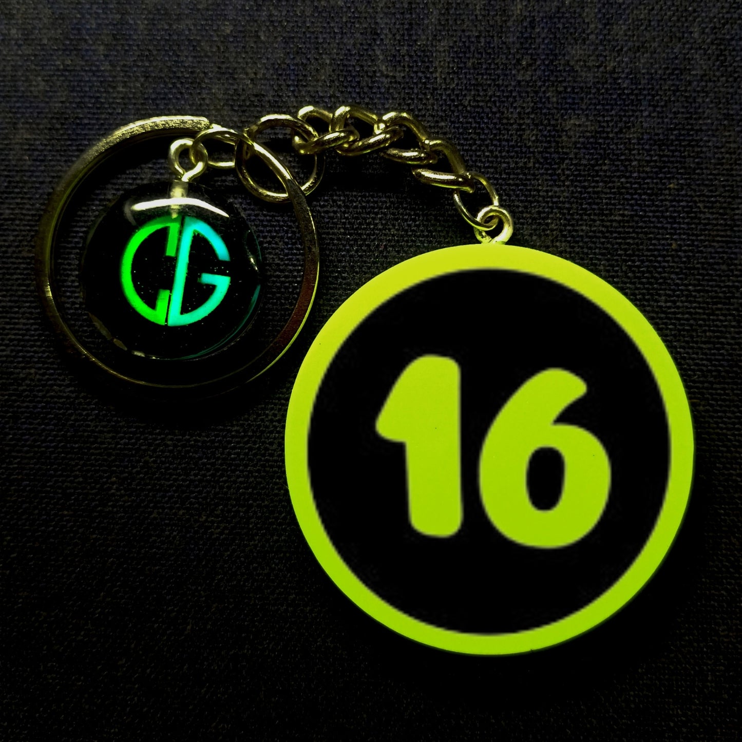 "16" Logo I Glow In Dark I Numbers.1